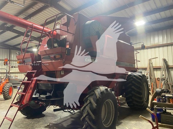 2004 Case IH 2388 Image 10