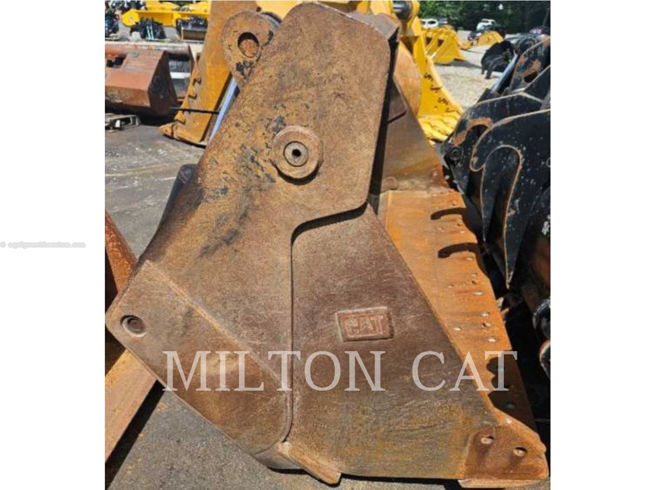 2017 Caterpillar SWL 2.7 CYD MULTIP PURPOSE BUCKET Image 2