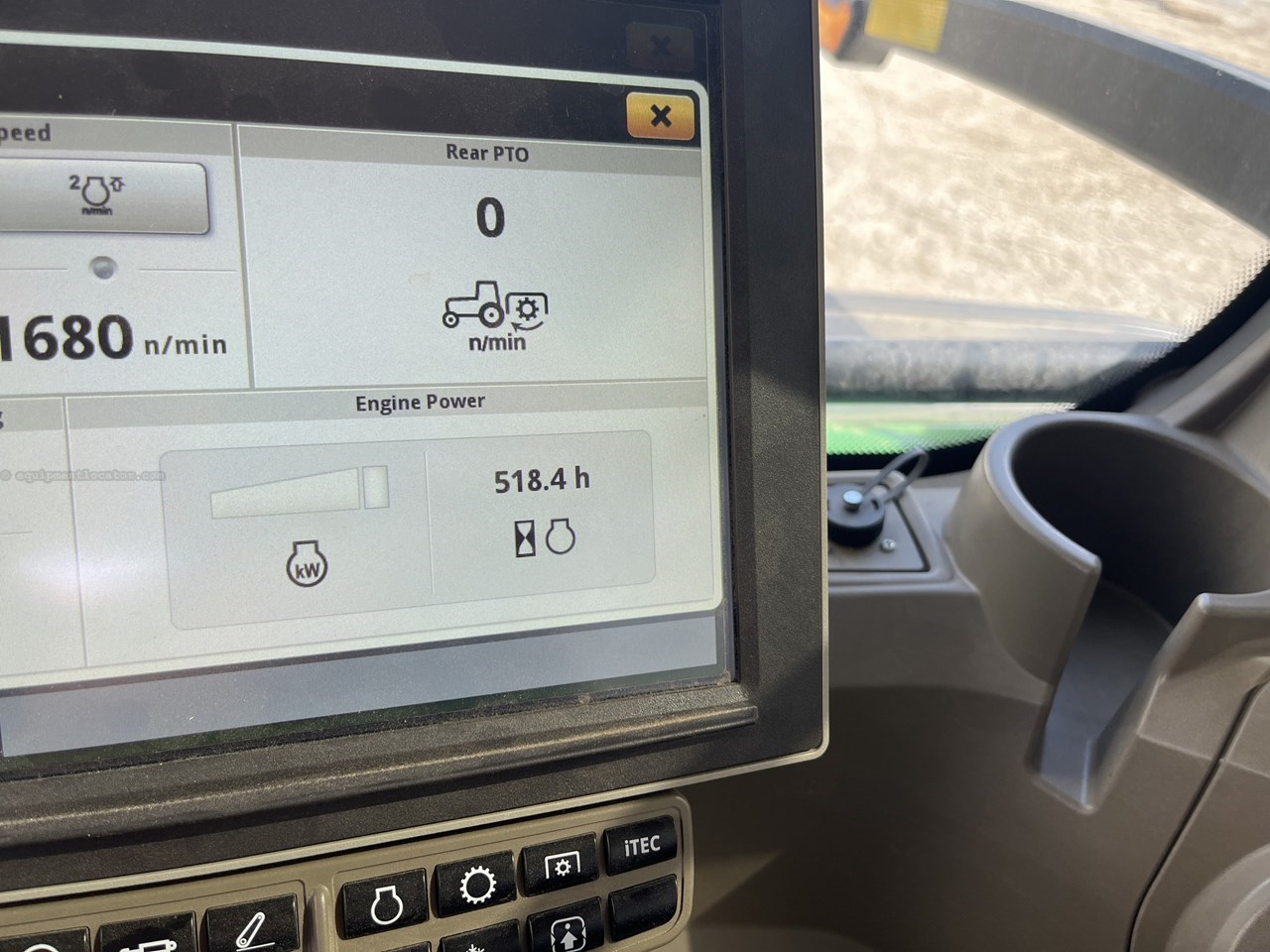 2023 John Deere 8R 310 Image 10