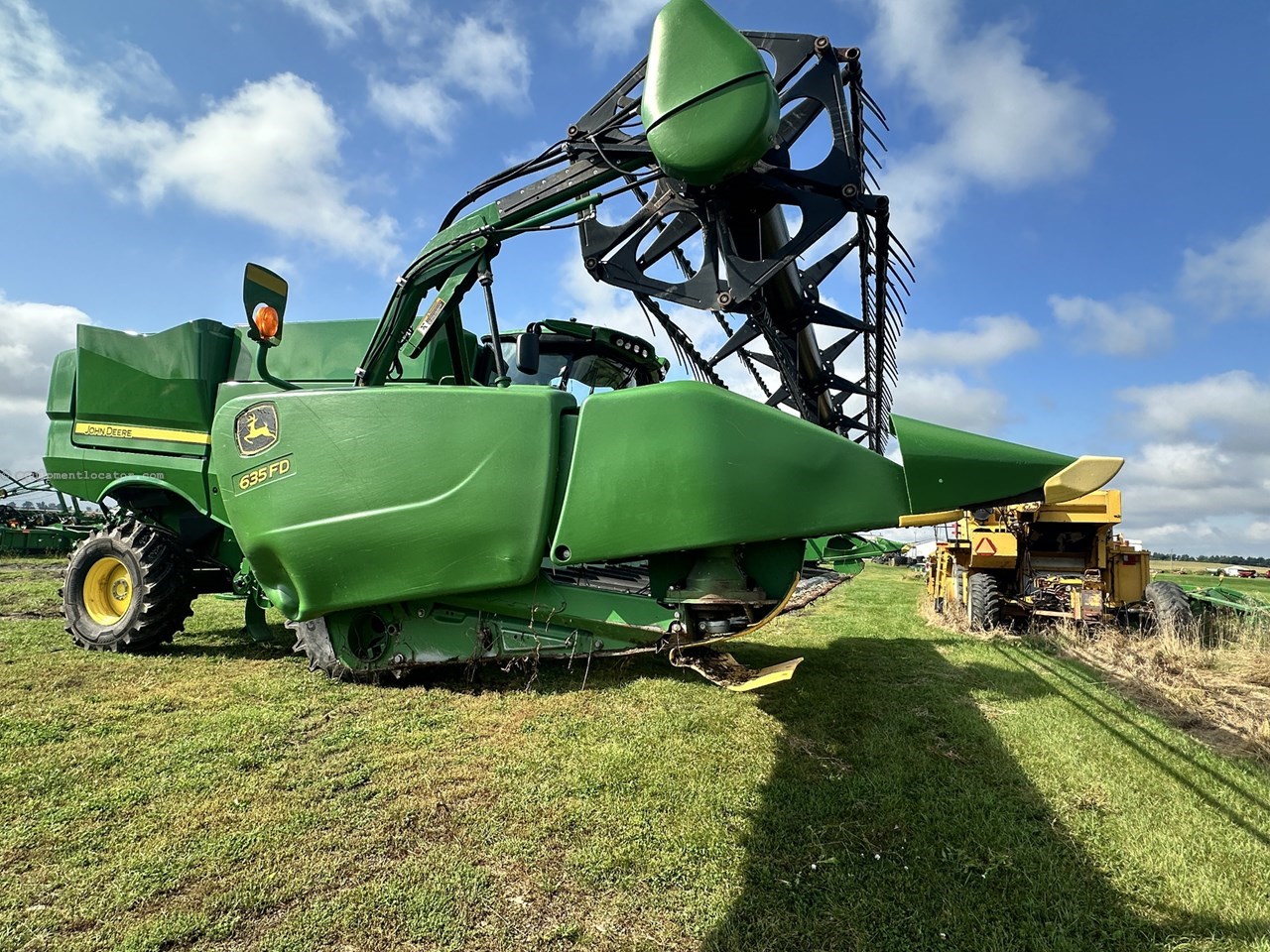 2012 John Deere 635FD Image 10