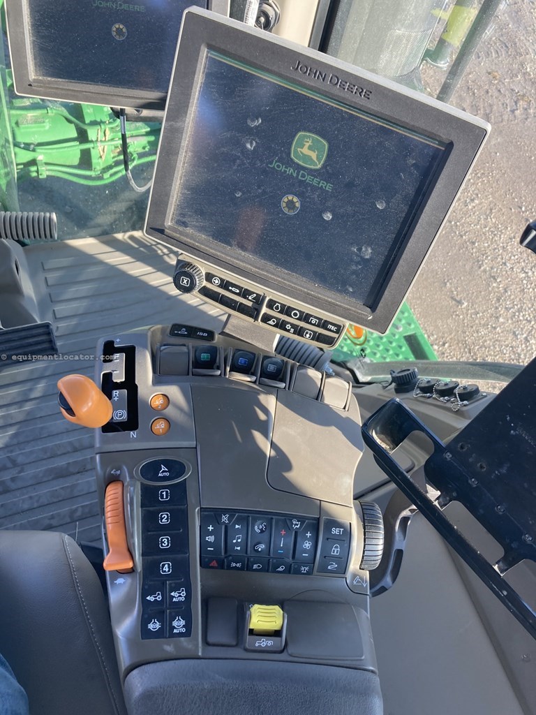 2021 John Deere 8RX 370 Image 10
