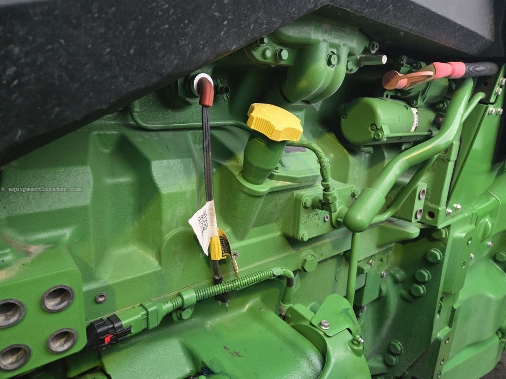 2024 John Deere 8R 370 Image 10