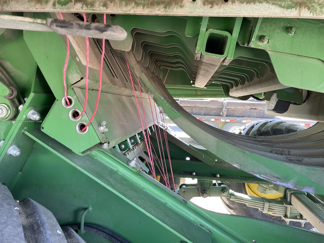 2023 John Deere L341 Image 10