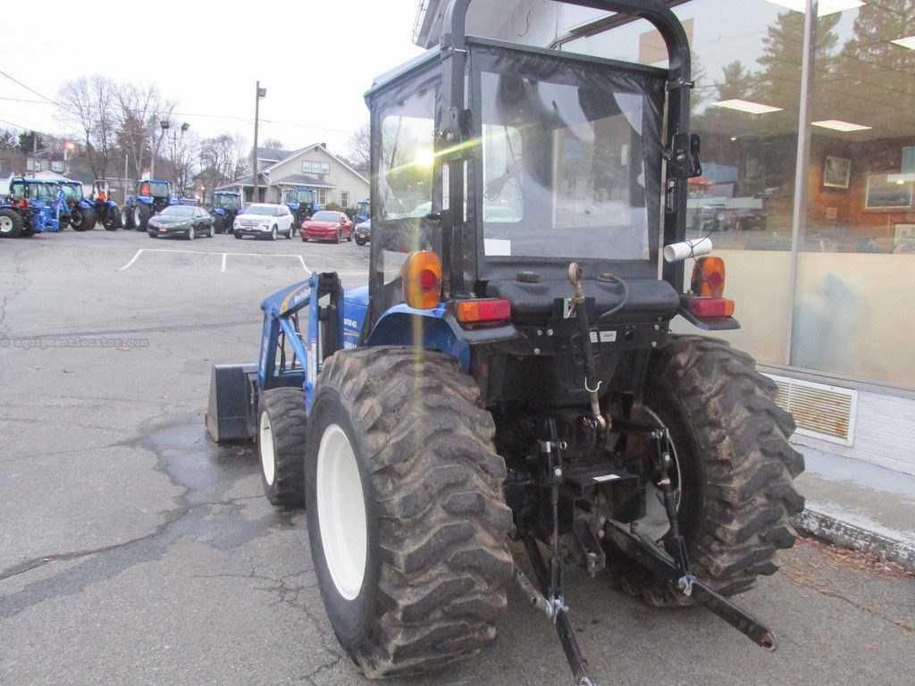 2014 New Holland Workmaster™ Compact Tractors Workmaster™ 40 Image 3