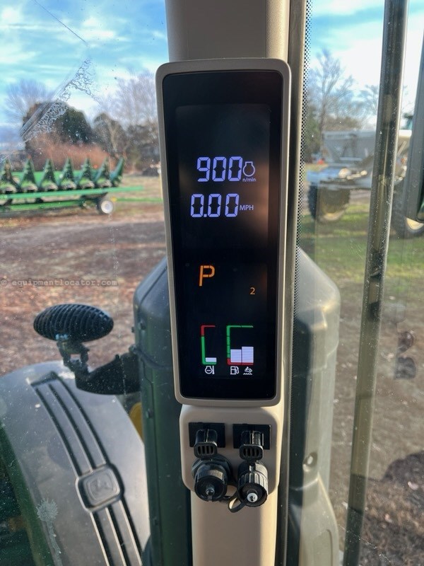 2018 John Deere 8400R Image 10