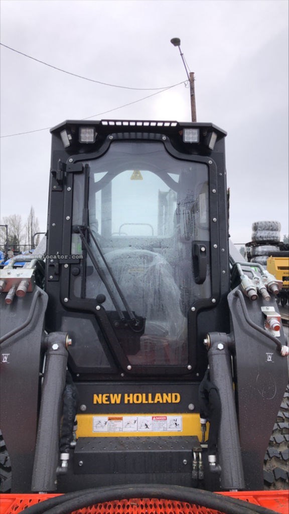 2024 New Holland c345 Image 3