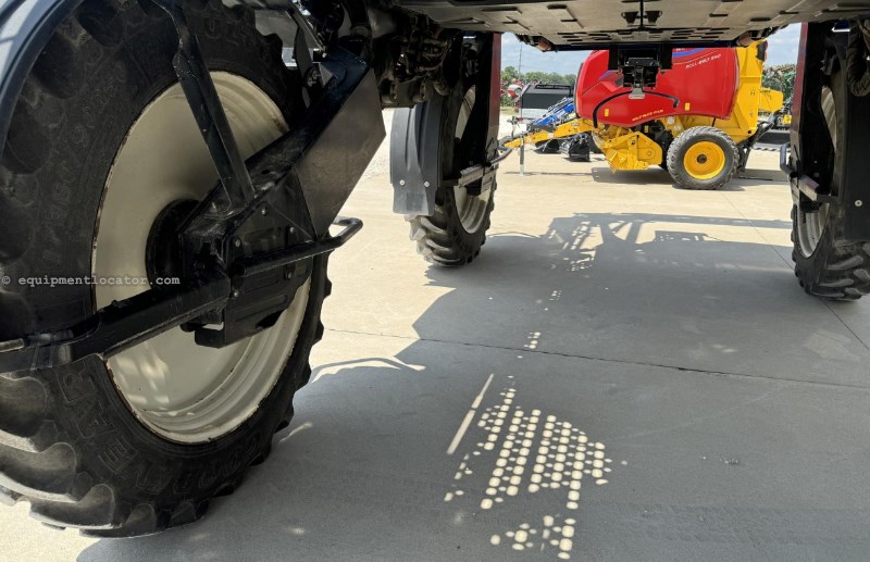 2019 New Holland SP310F Image 10