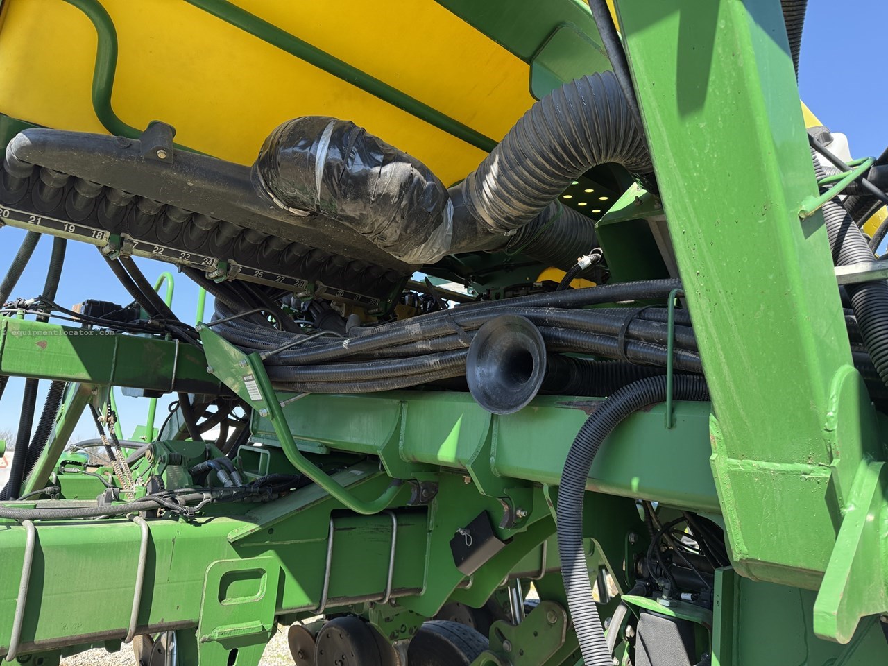 2012 John Deere 1790 Image 10