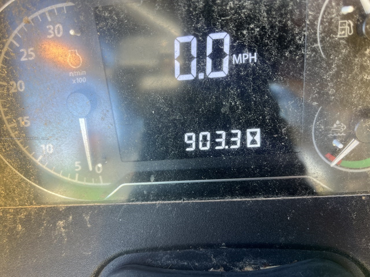 2023 John Deere 5100E Image 10