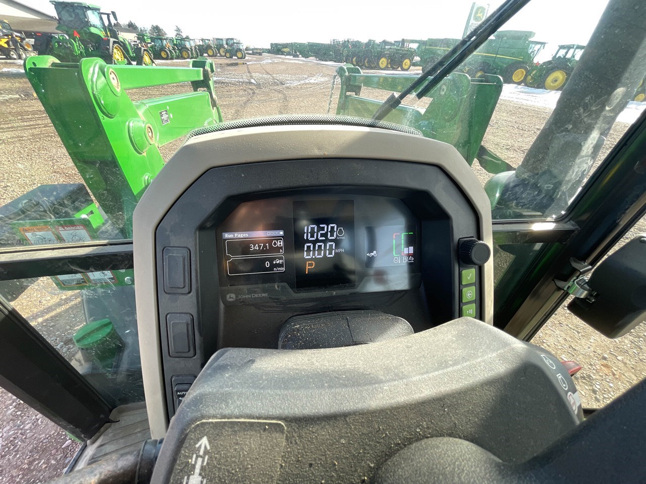 2022 John Deere 5090M Image 24