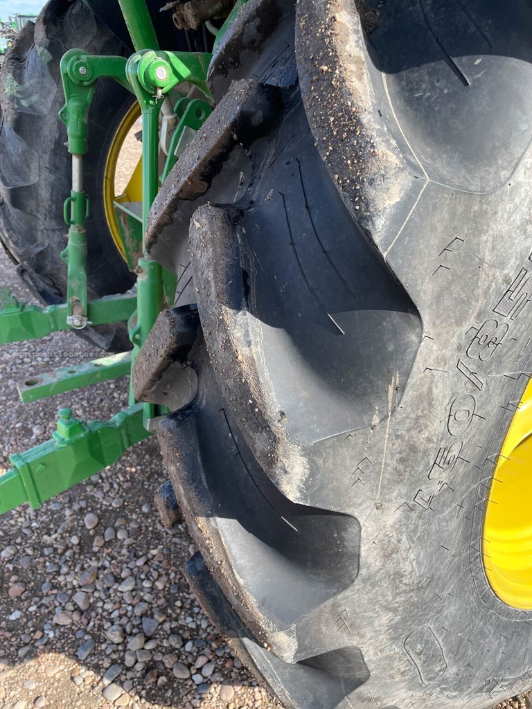 2022 John Deere 5090M Image 30