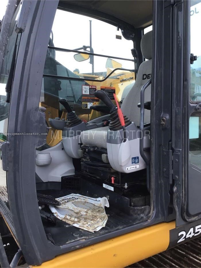 2023 John Deere 245 P Image 10