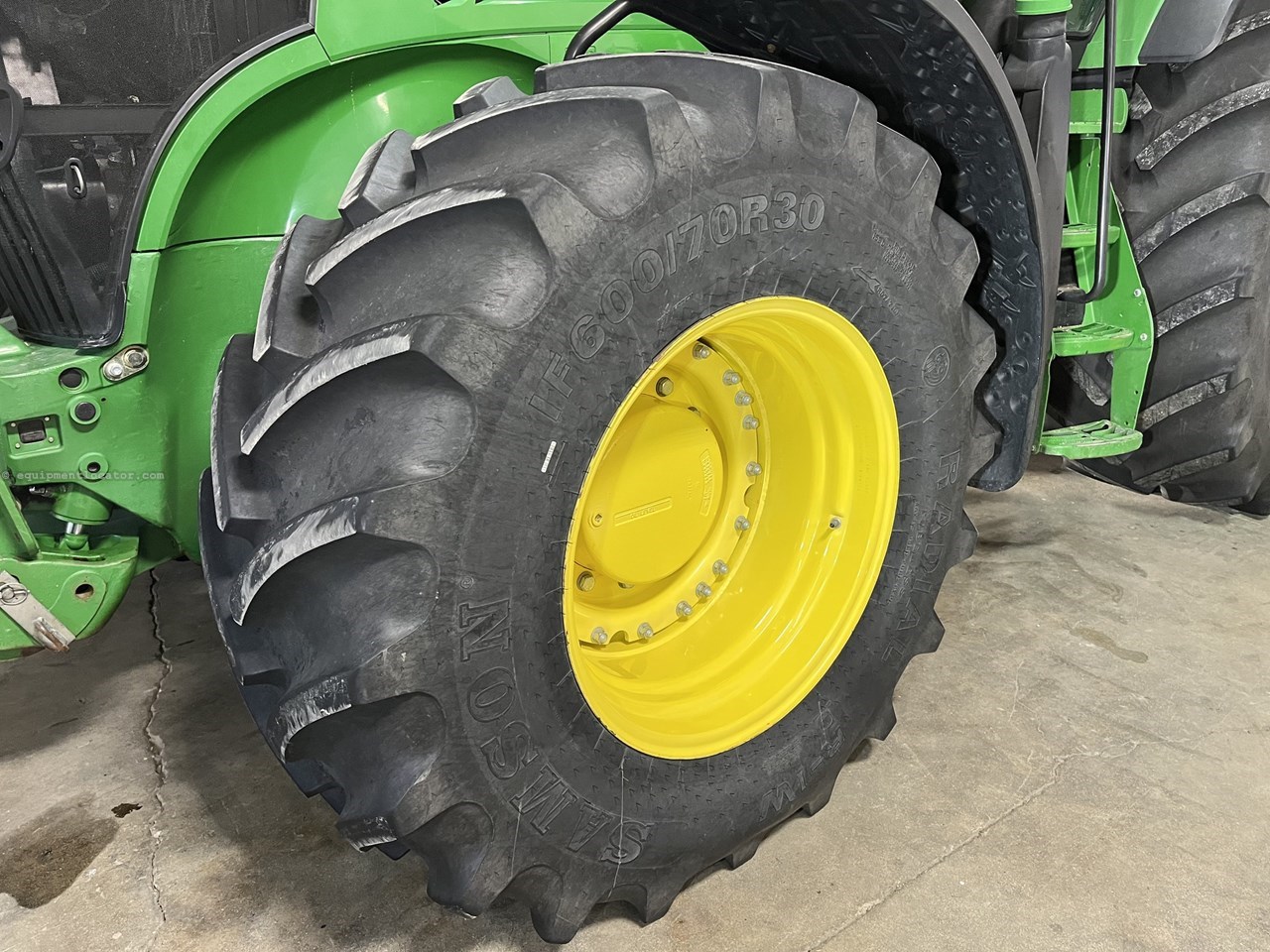 2013 John Deere 7260R Image 10