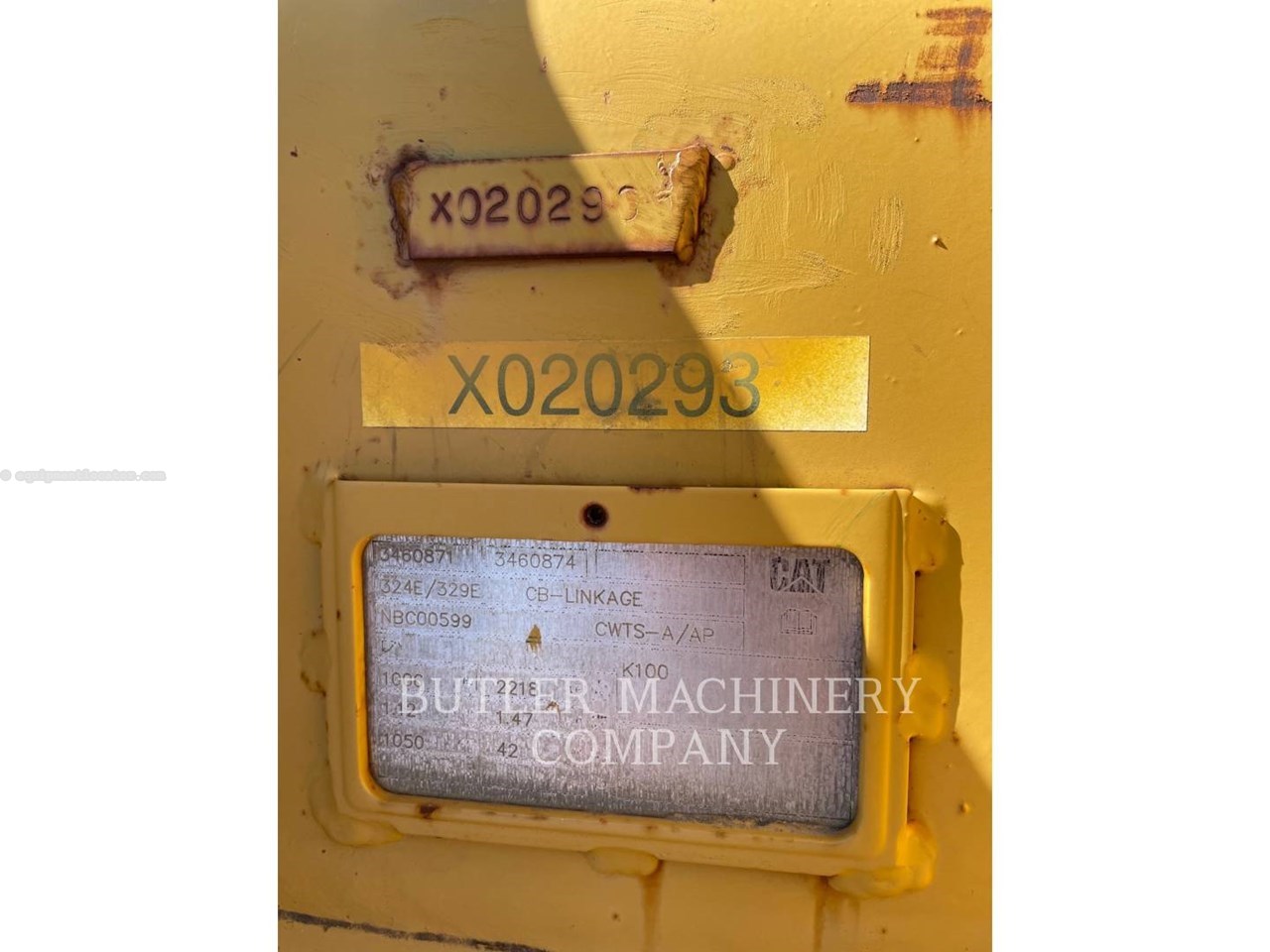 1900 Caterpillar 330 BUCKET Image 3