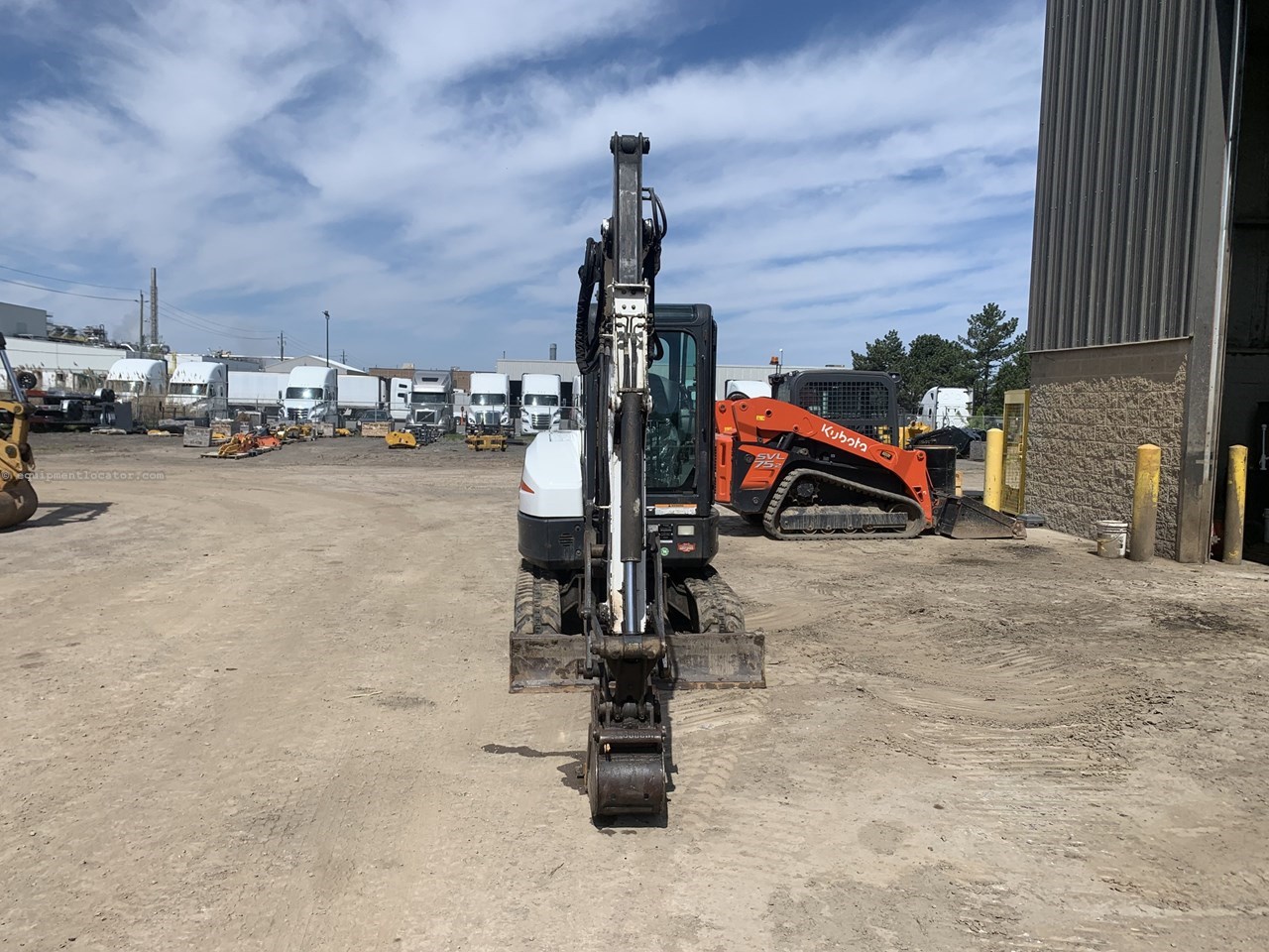 2015 Bobcat E32 Image 2