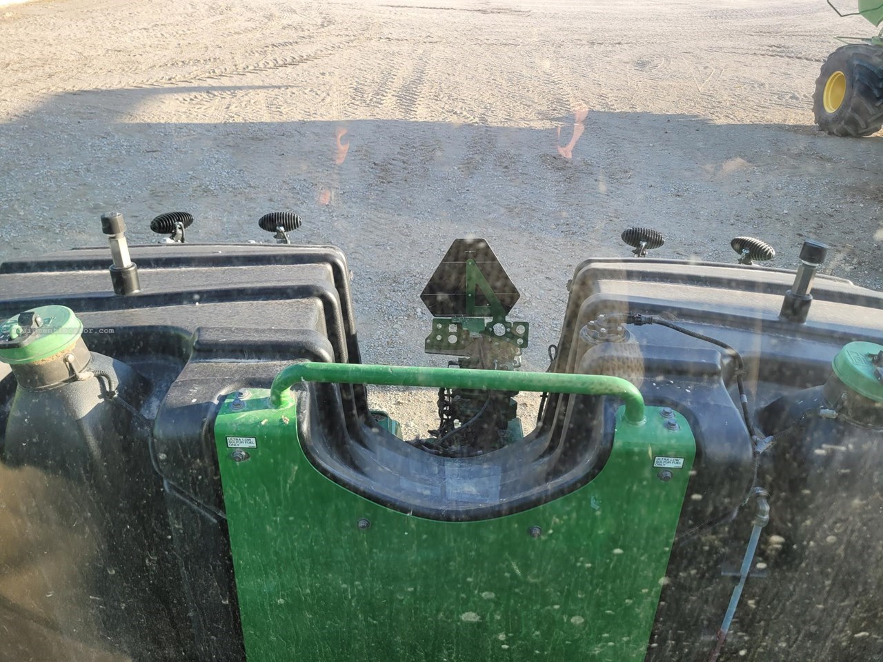 2020 John Deere 9520R Image 13