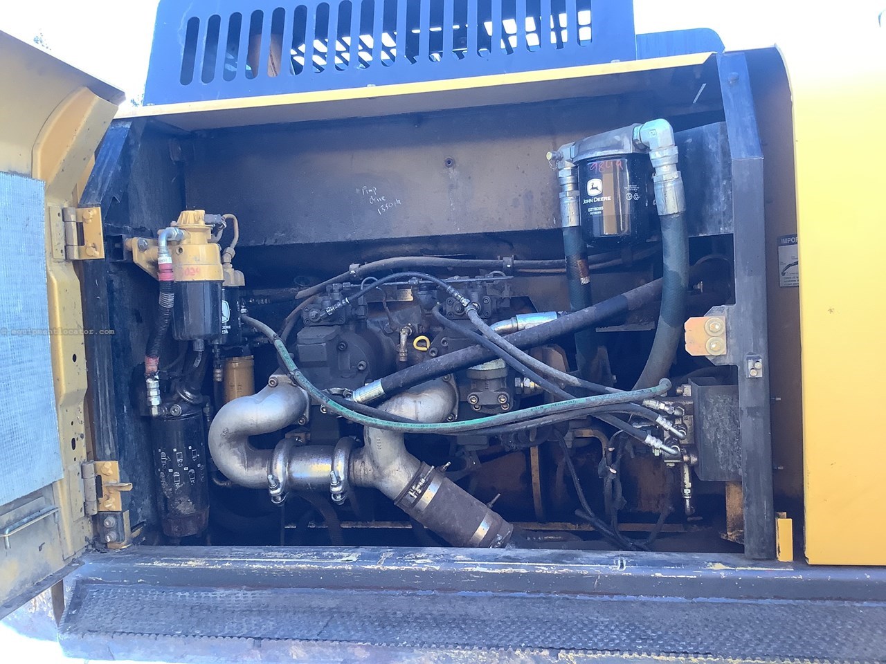 2015 John Deere 350G LC Image 10