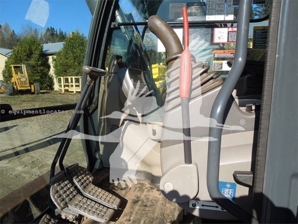 2012 John Deere 135D Image 10