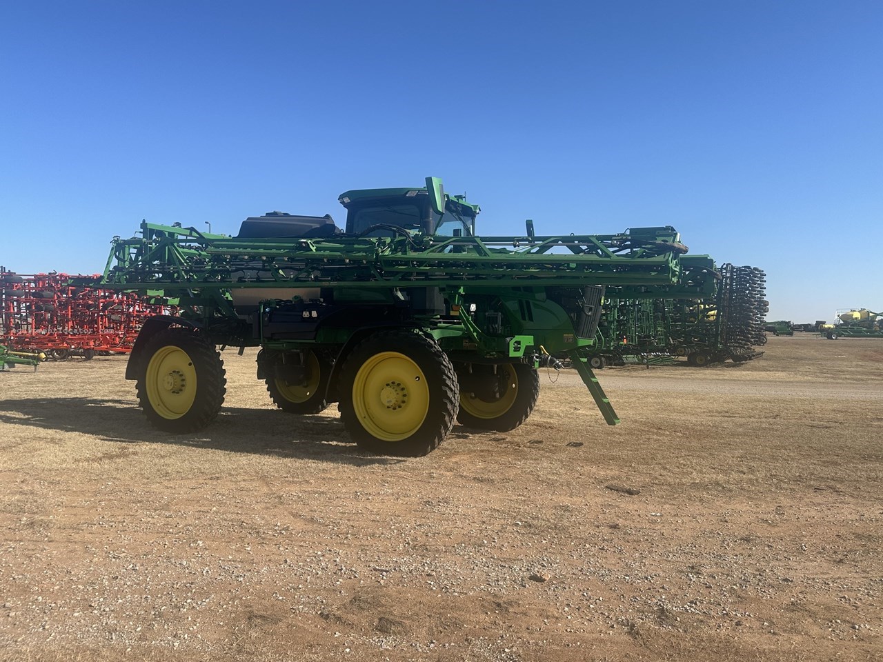 2022 John Deere 412R Image 10