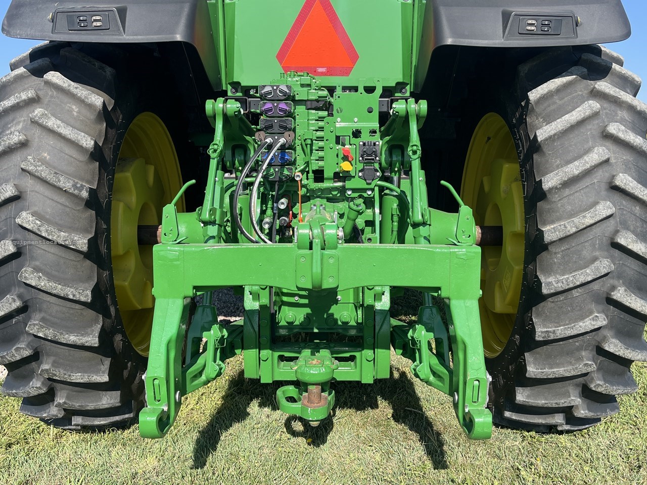 2023 John Deere 7R 310 Image 10