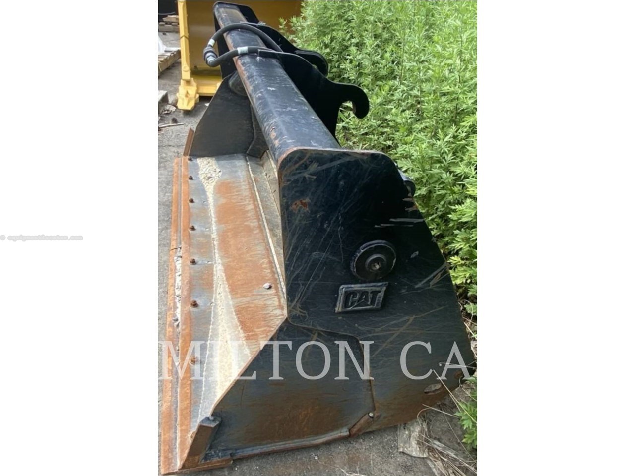 2020 Caterpillar 416-430 89" MULTI PURPOSE BUCKET Image 1