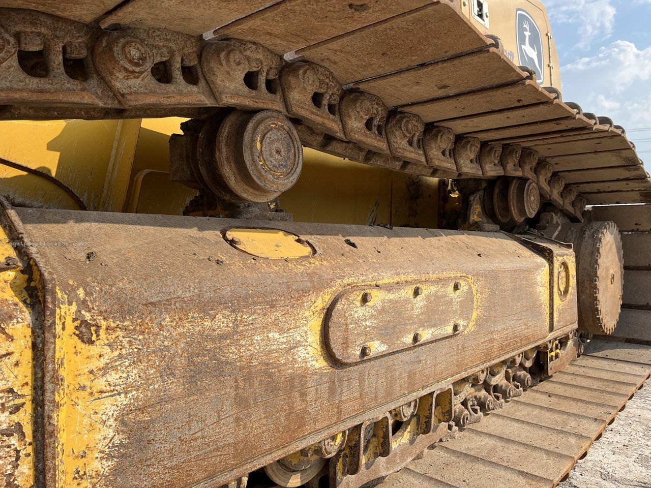 2021 John Deere 750L Image 10