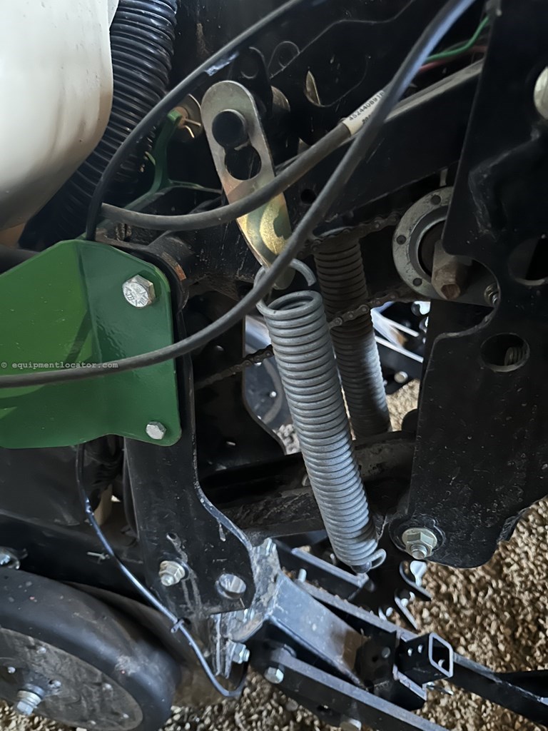 2010 Great Plains YP825A Image 10