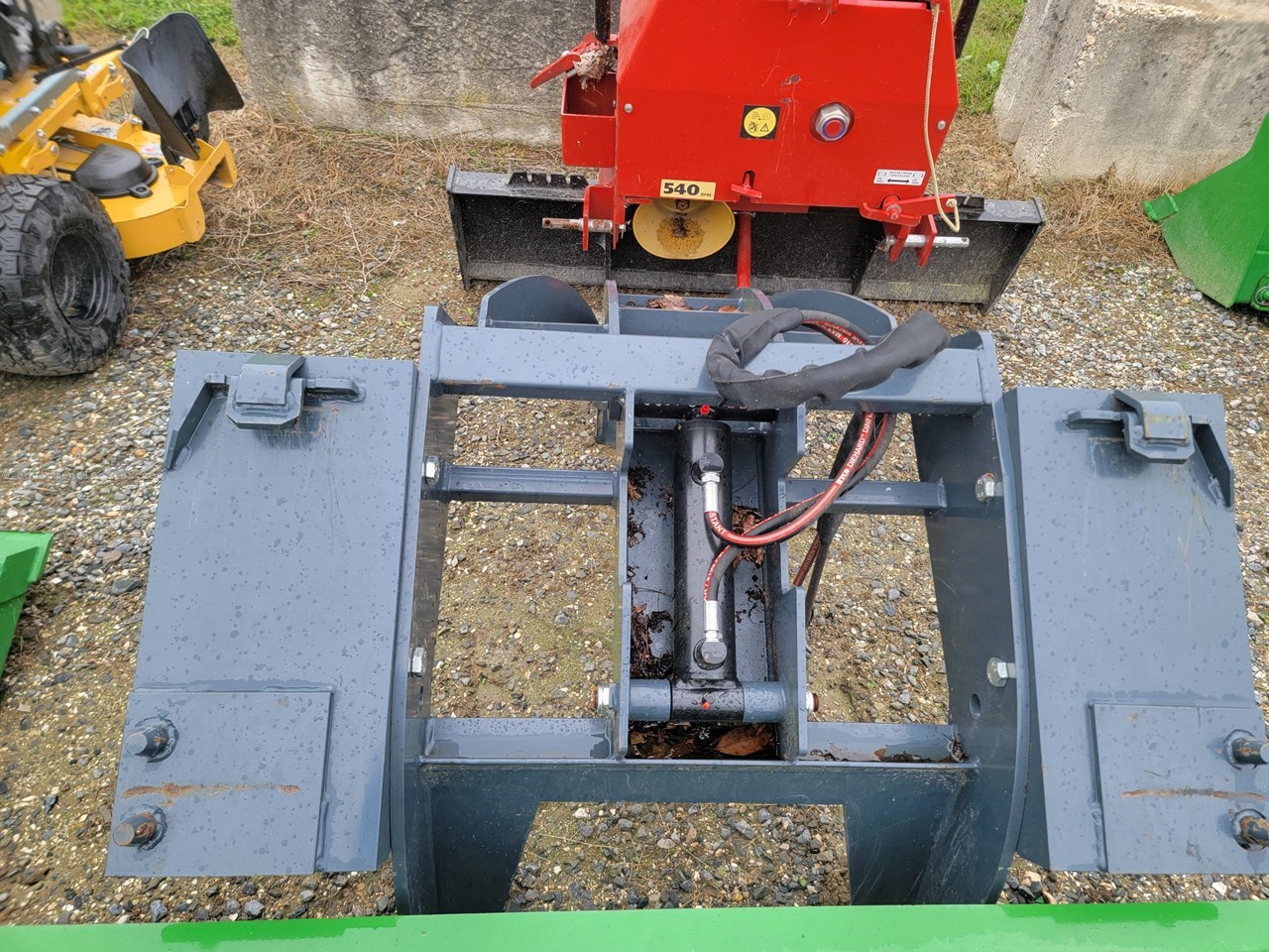 2022 Frost Frostbite Grapple Image 5