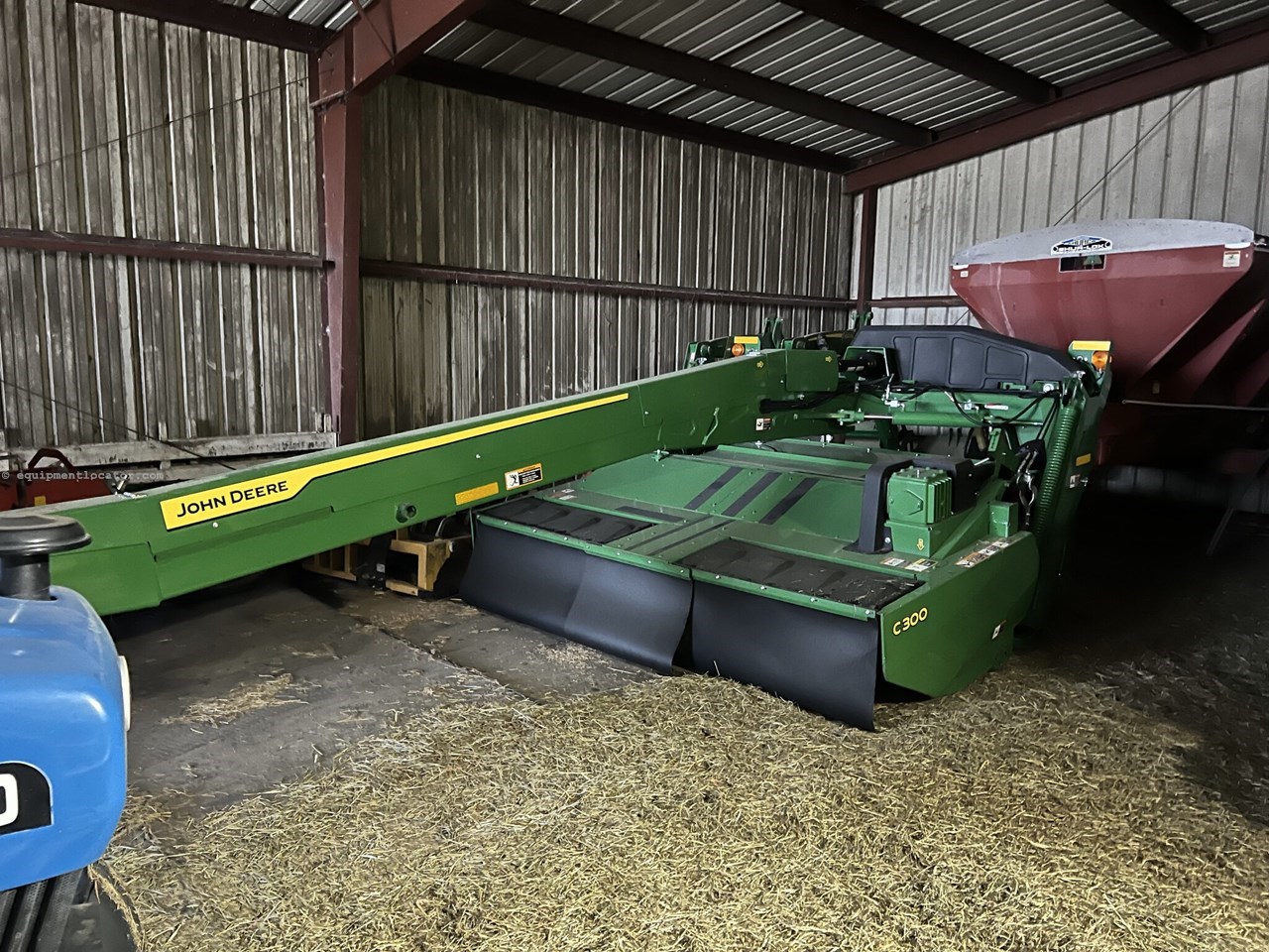 2021 John Deere C300 Image 10