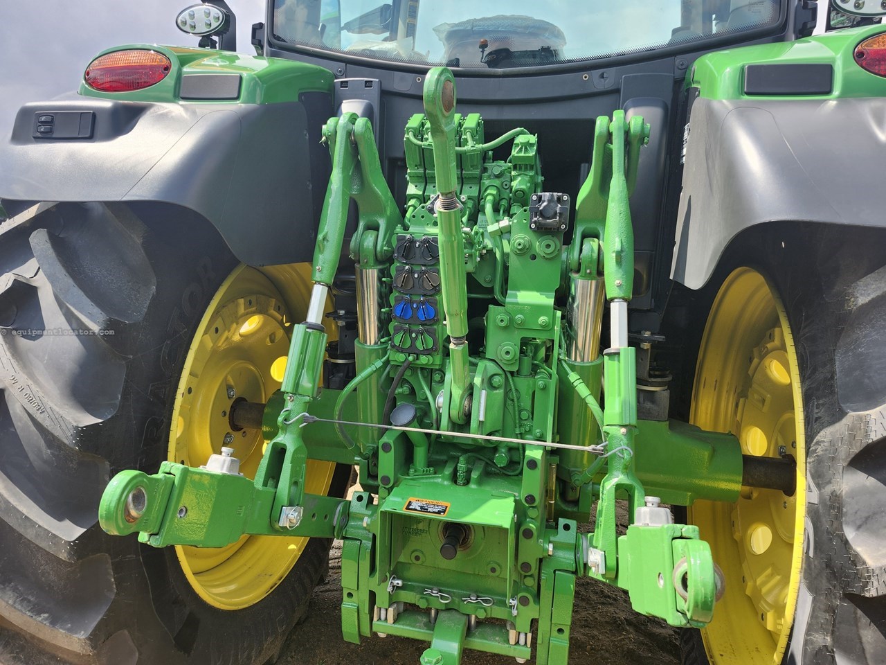 2024 John Deere 6R 145 Image 10