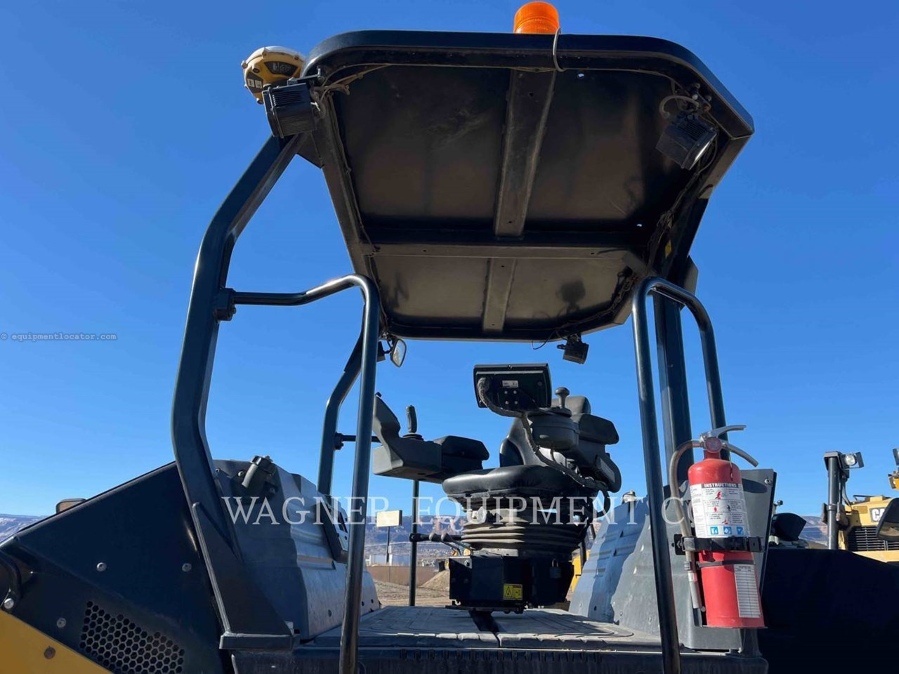 2019 Caterpillar CB15 Image 10