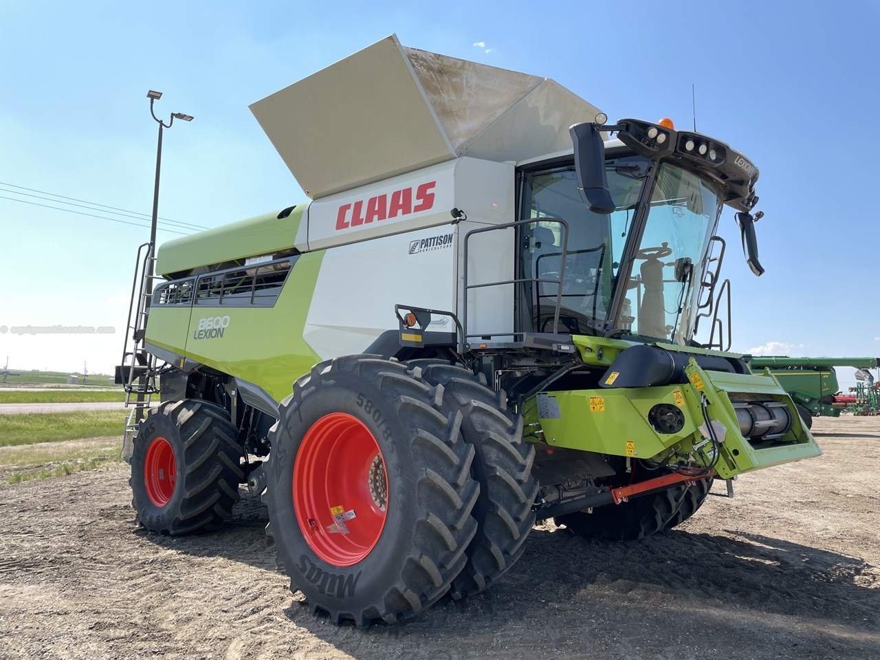2024 CLAAS 8600 Image 4