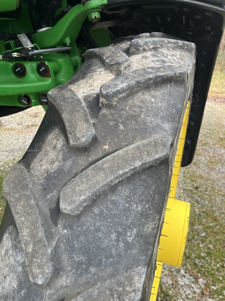 2023 John Deere R4023 Image 18