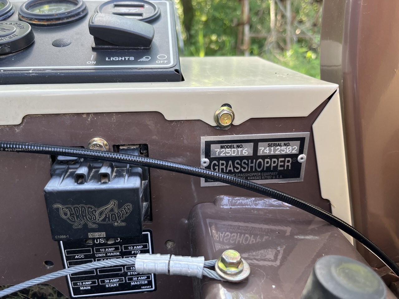 2024 Grasshopper 725DT Image 5