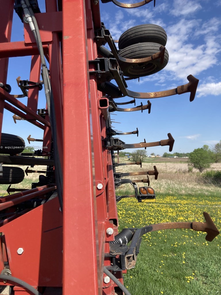 2013 Case IH TM 200 Image 10