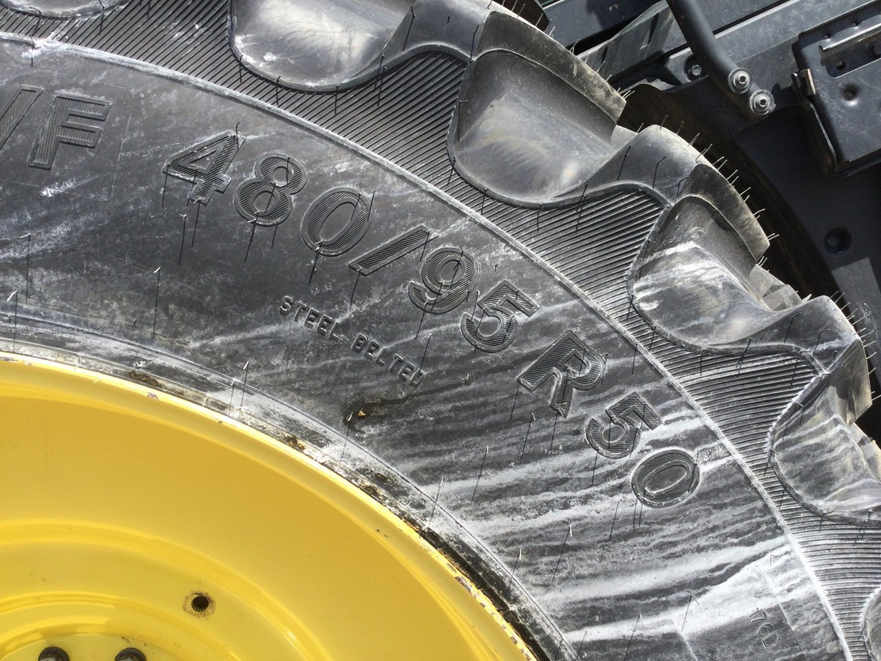 2019 John Deere 8370R Image 10