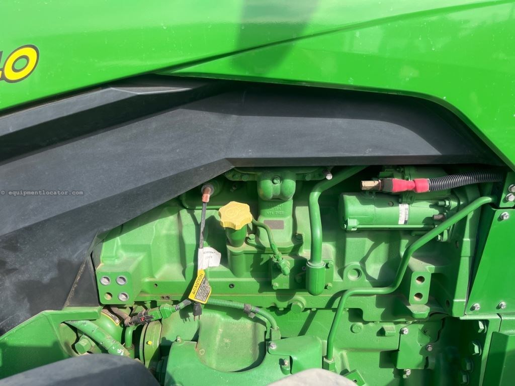 2023 John Deere 8R 340 Image 10