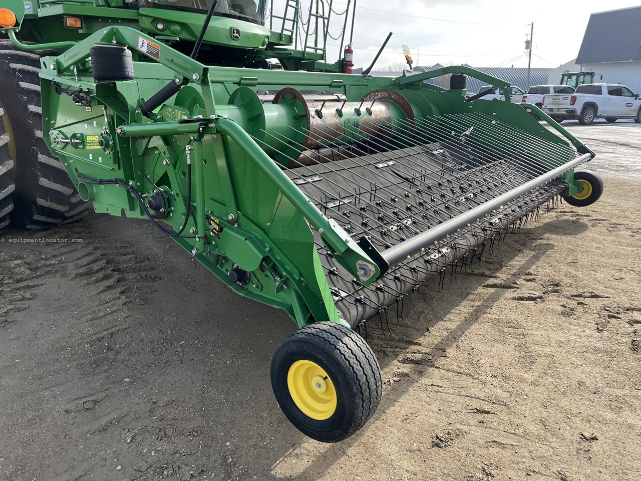 2013 John Deere 615P Image 10