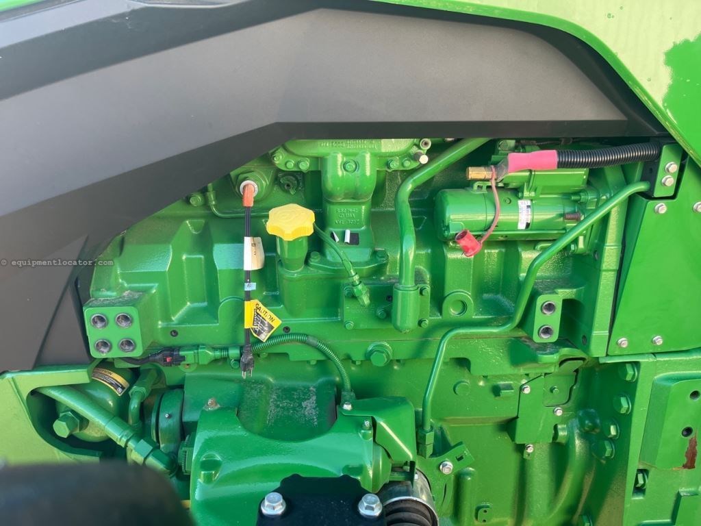 2023 John Deere 8R 340 Image 10
