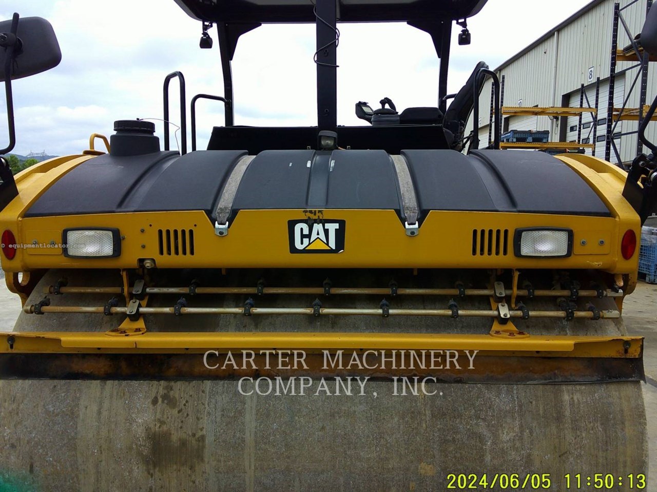 2016 Caterpillar CB66B Image 10