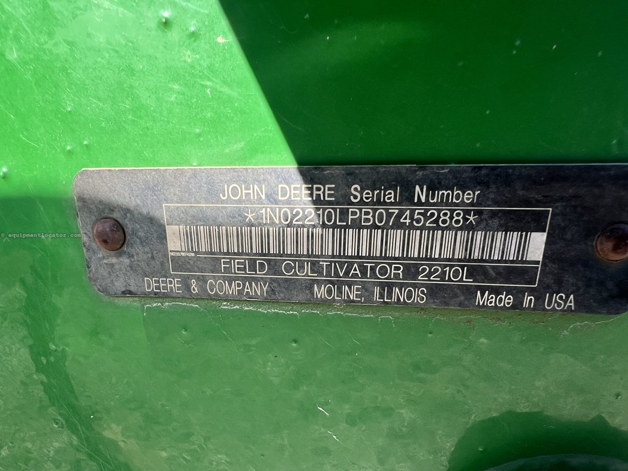 2012 John Deere 2210 Image 10