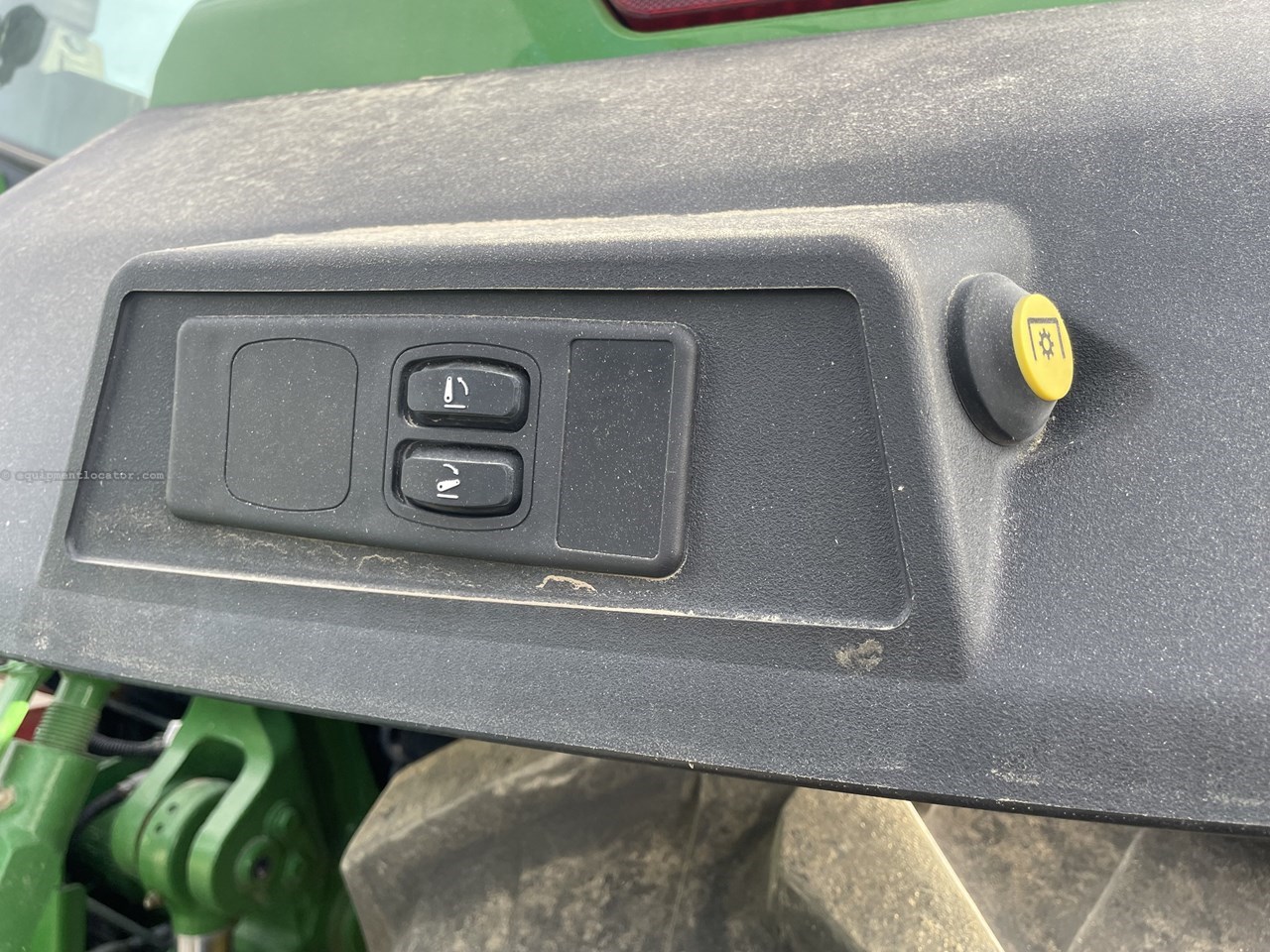 2024 John Deere 8R 310 Image 10