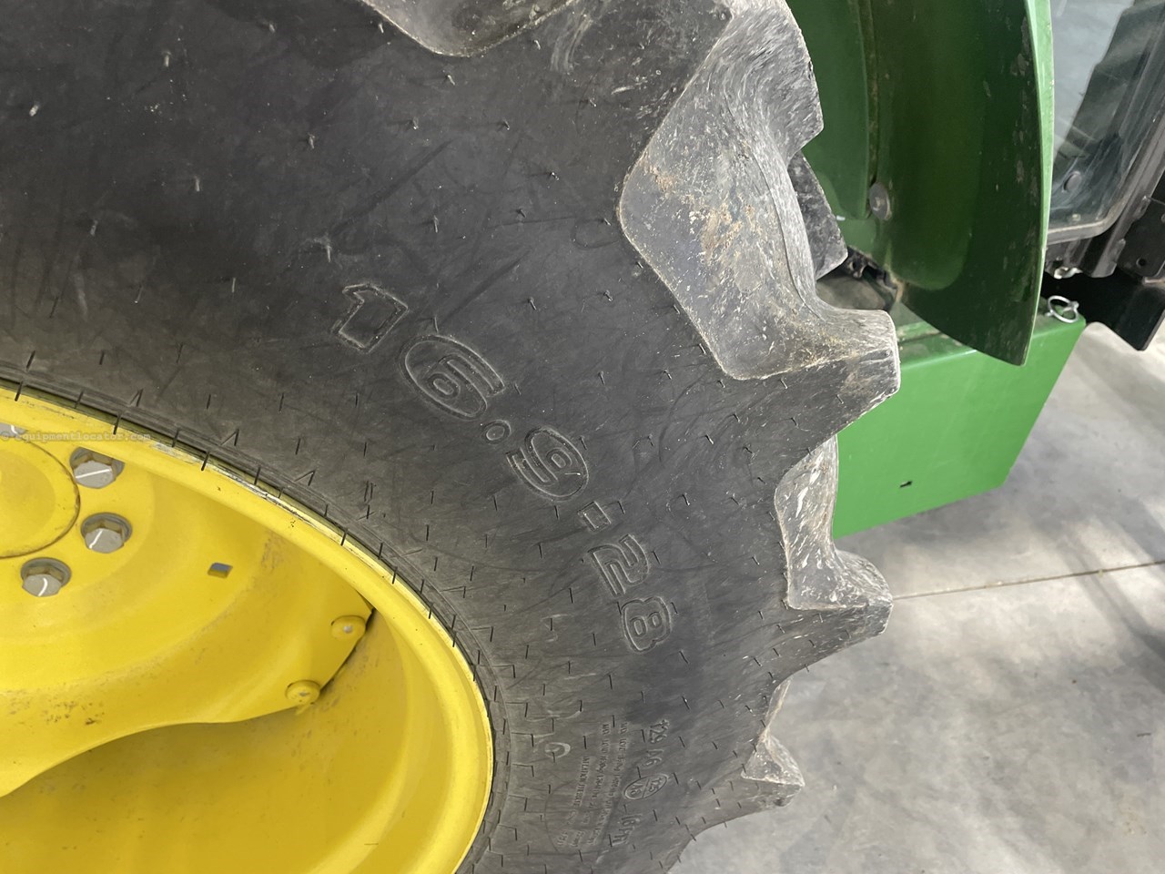 2020 John Deere 5055E Image 10