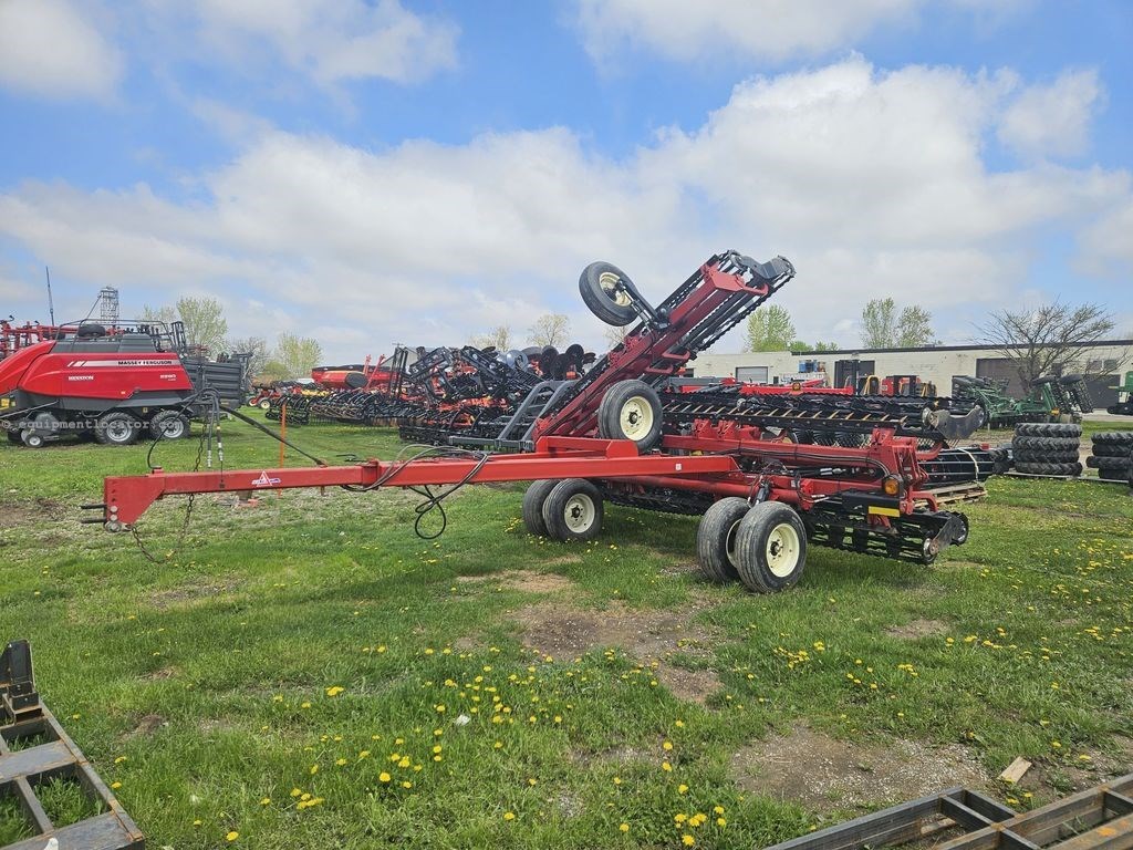 2016 Unverferth 1225-37 Image 2