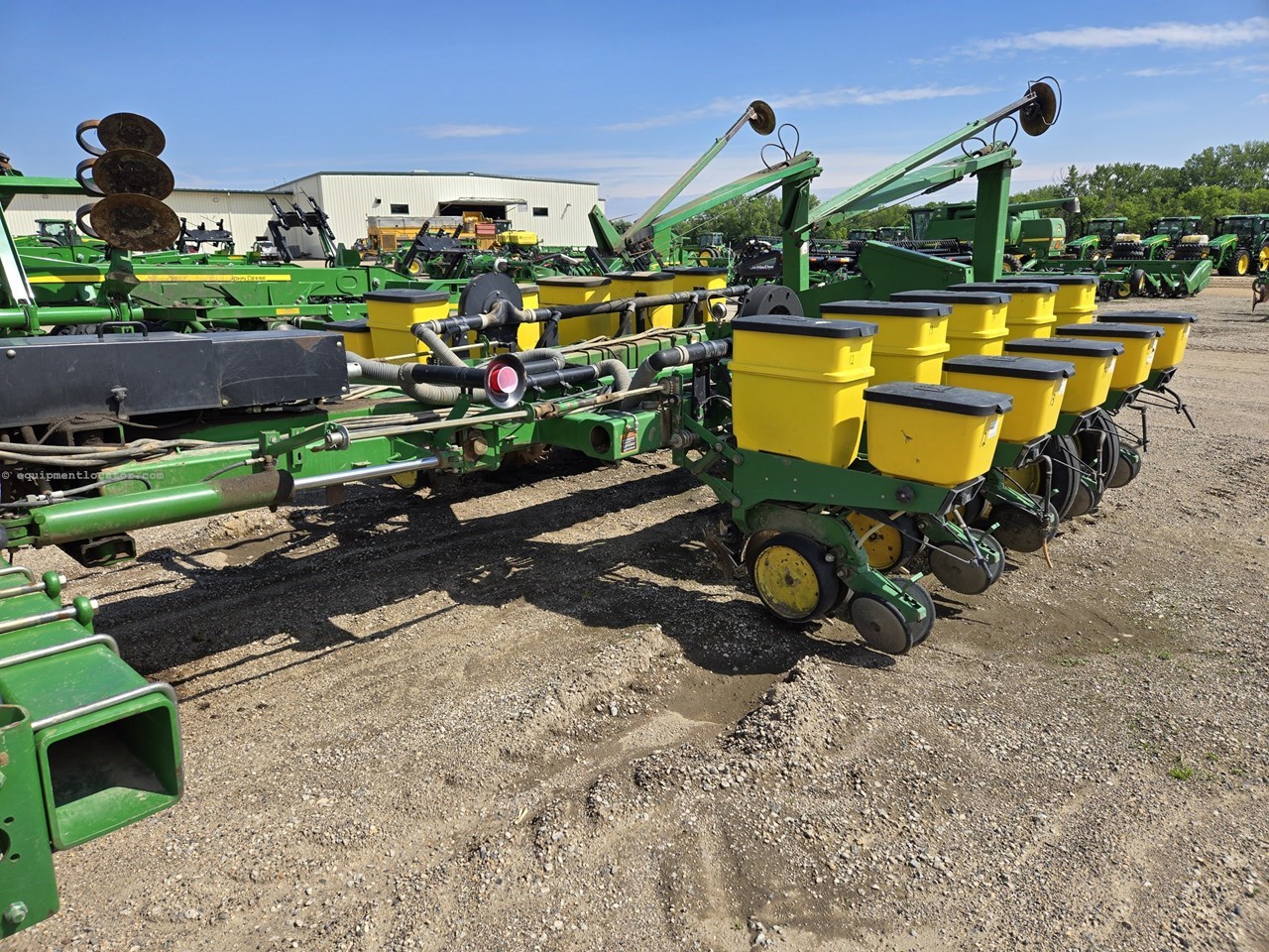 1994 John Deere 7200 Image 10