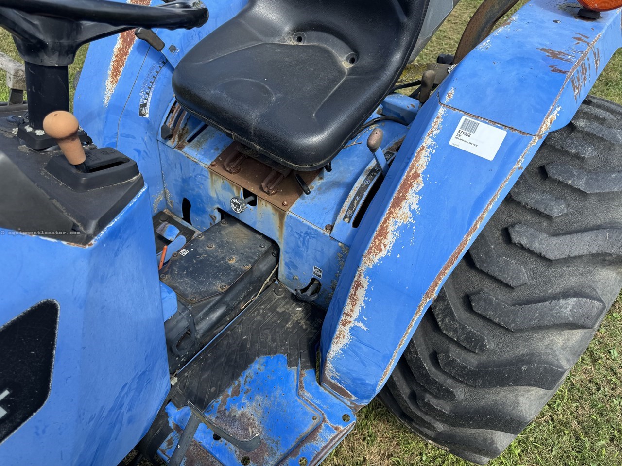 2003 New Holland TC30 Image 10