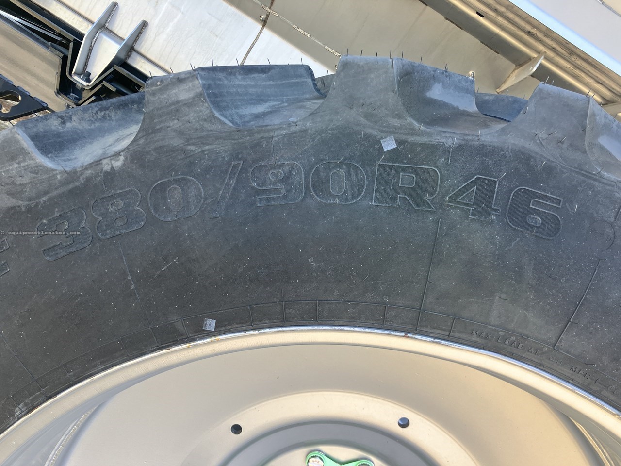 2023 Unverferth 1850 Single Bin Image 10