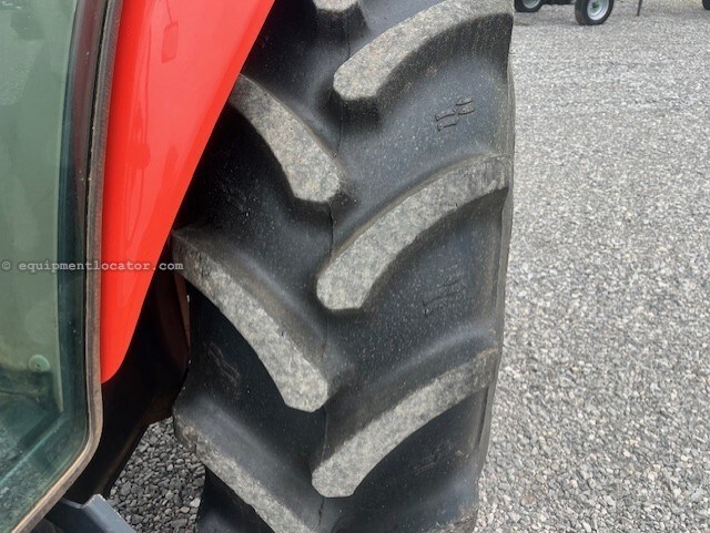 2023 Kubota M7060 Image 10