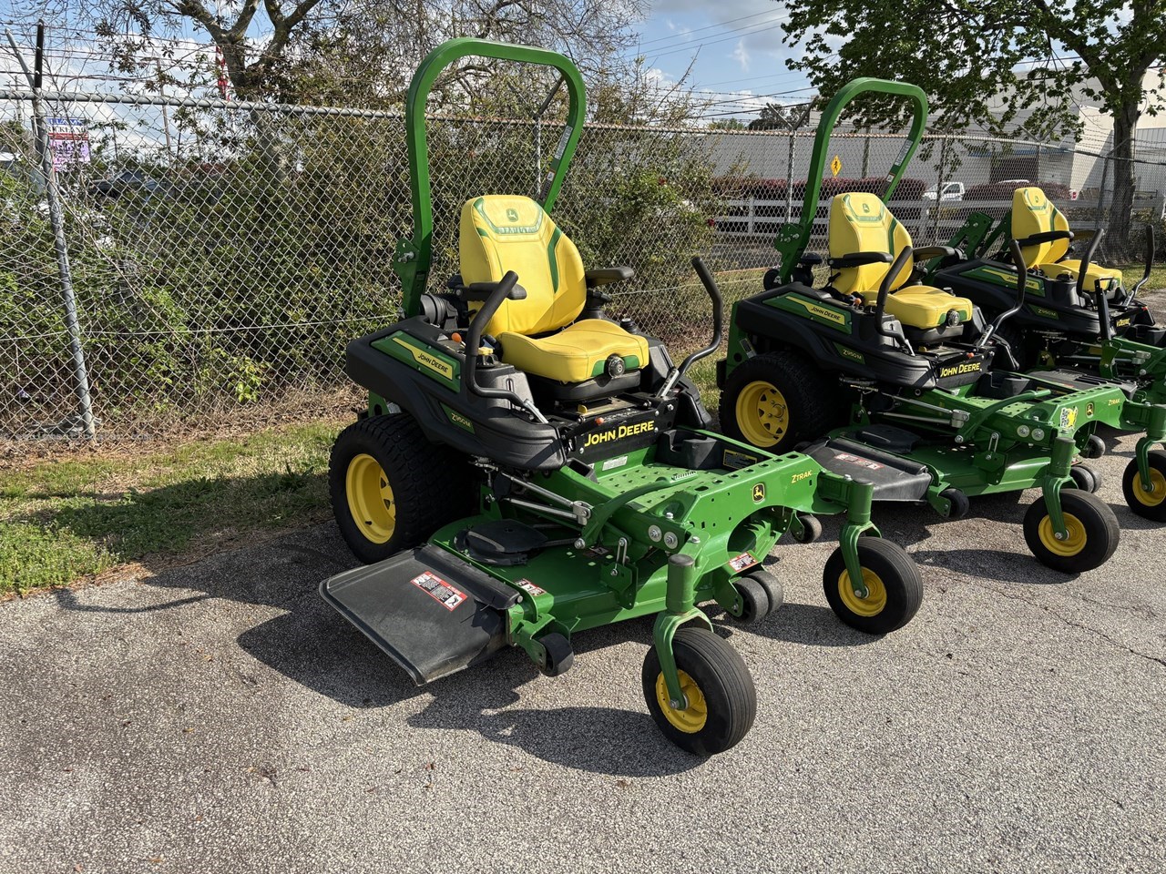 たー Z950M (27HP) ZTrak™ Zero-Turn Mower - Greenway Equipment