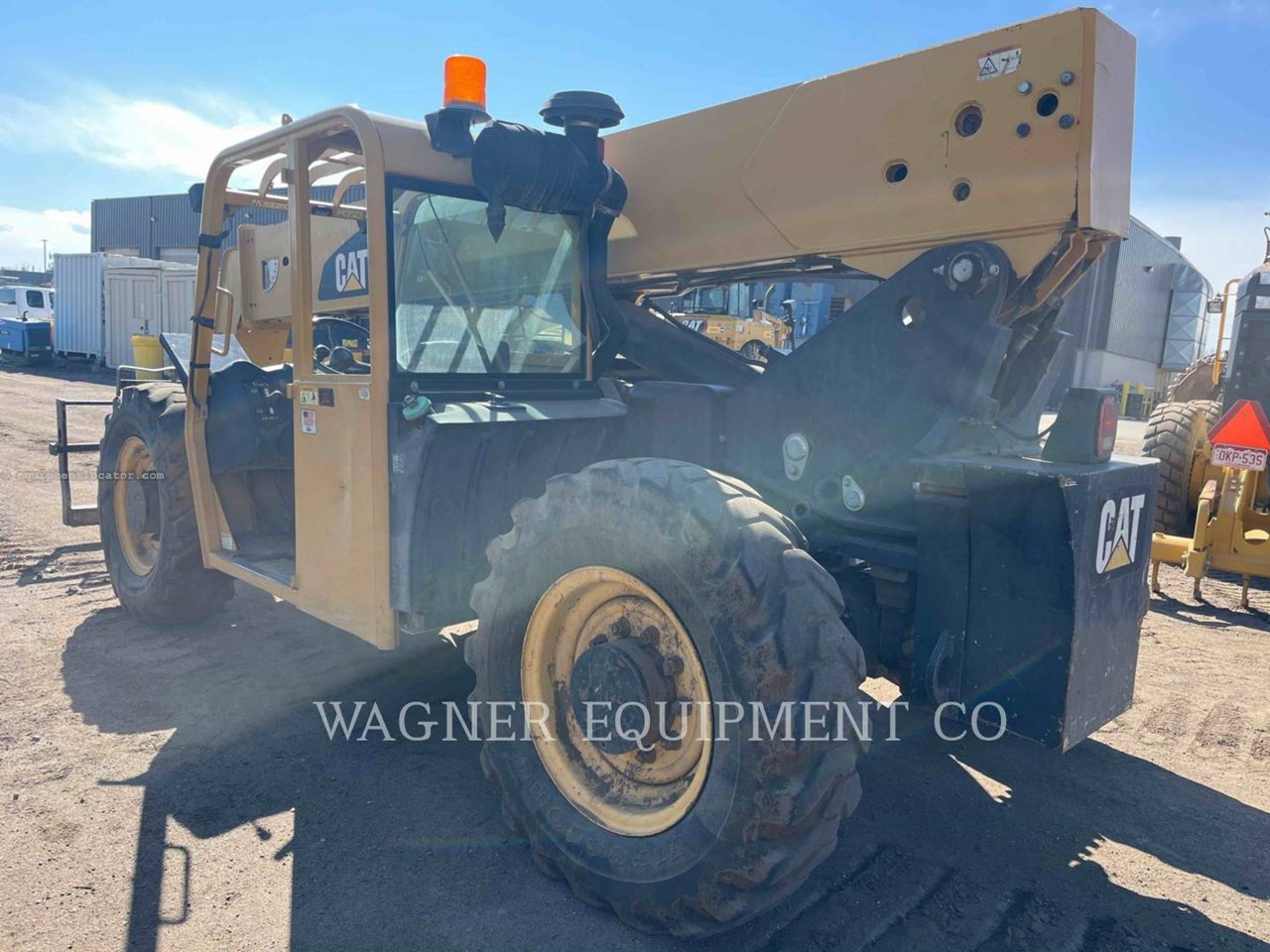 2007 Caterpillar TL943 Image 4